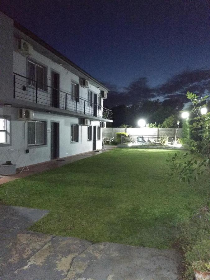 Aparthotel Bungalows Yo Ju Colón Exterior foto